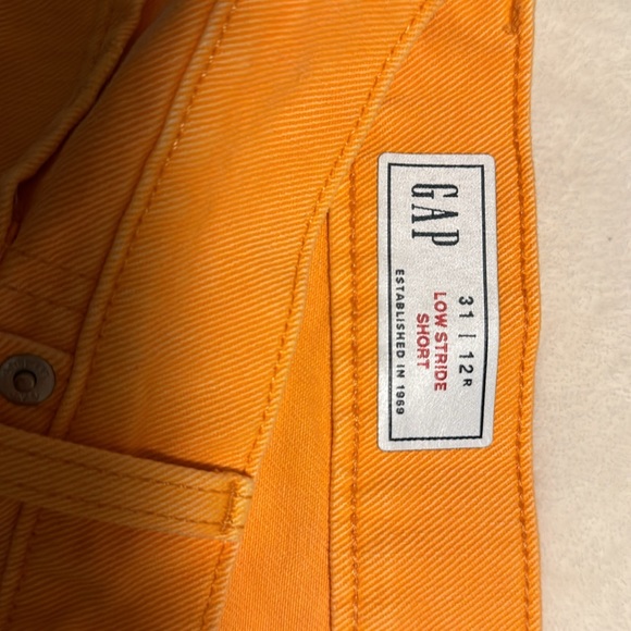 Tangerine cutoff Jean shorts from GAP - Picture 3 of 5